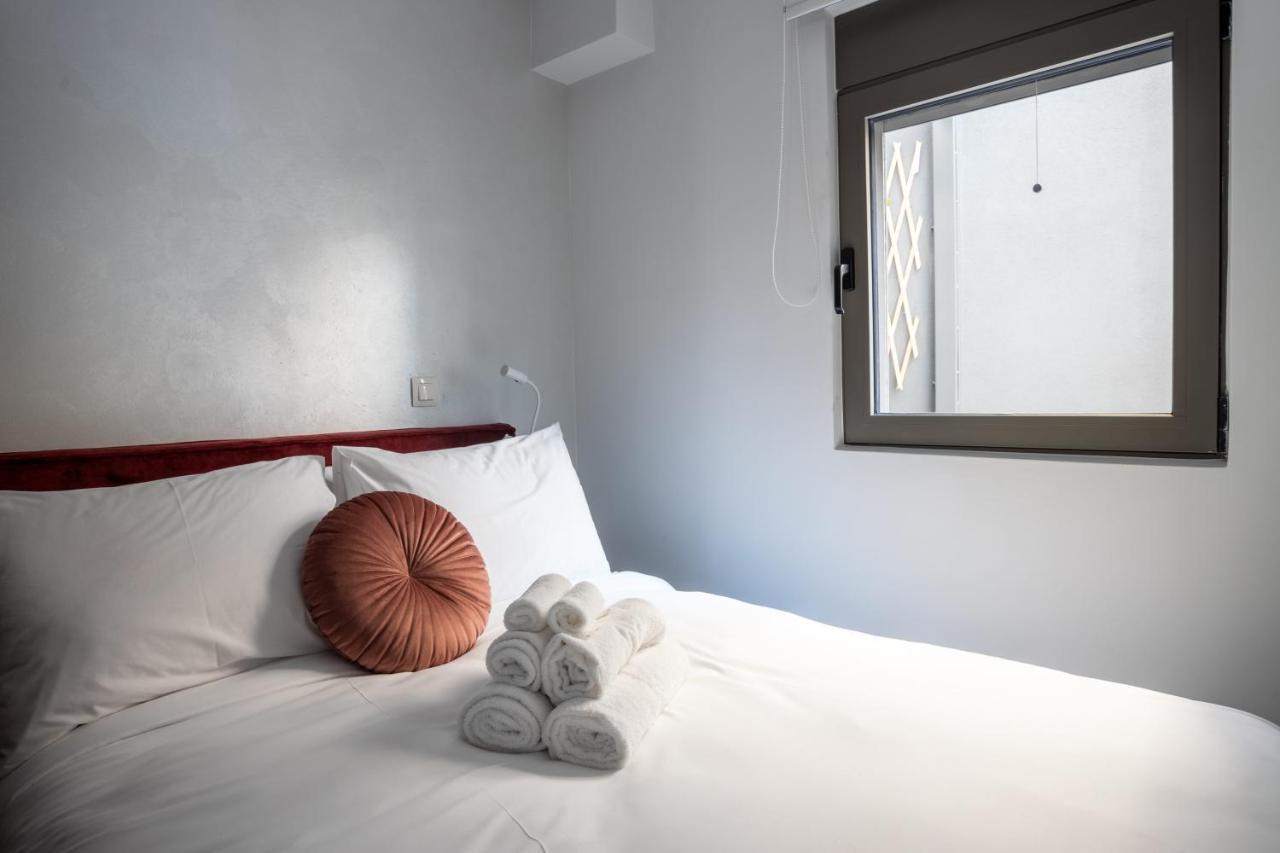 Hotel The Rooster'S Egg à Athènes Extérieur photo